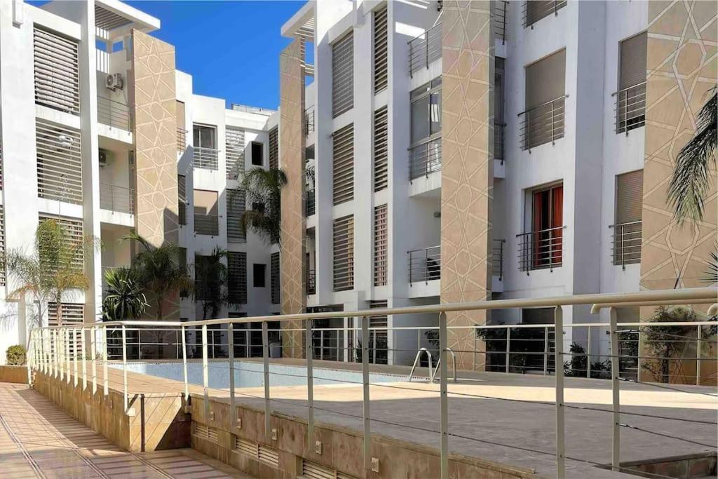 Luxury Prestigia Close To Champs De Course Parc Fez Exterior photo