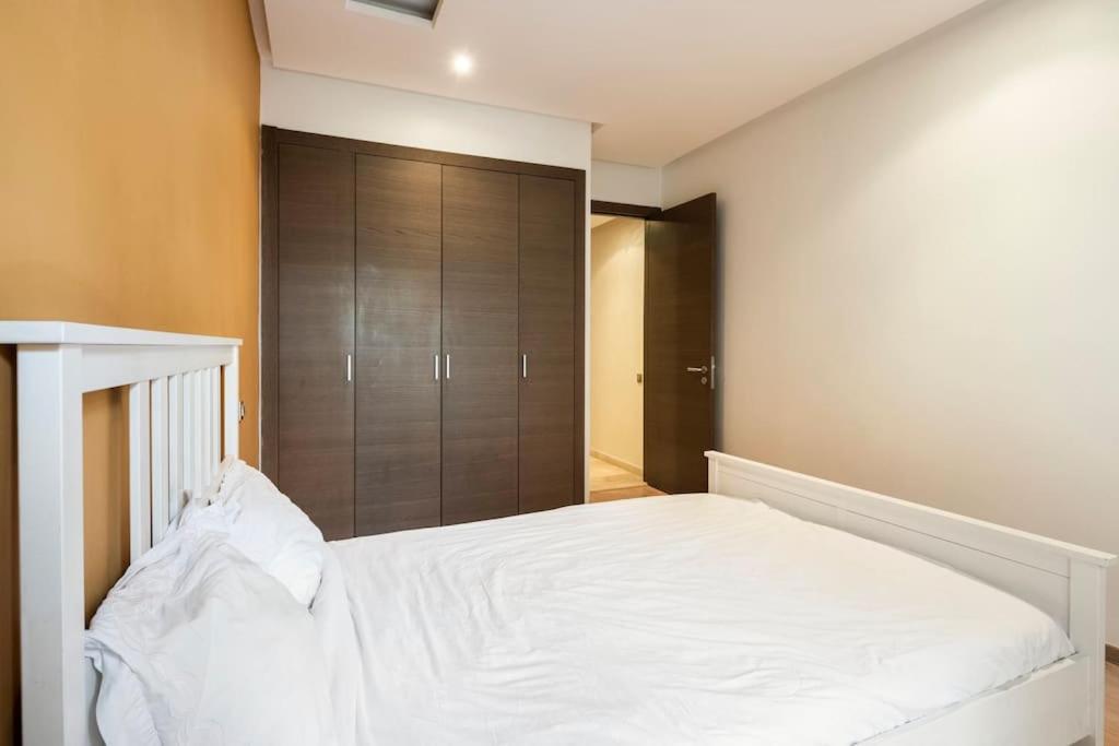 Luxury Prestigia Close To Champs De Course Parc Fez Exterior photo