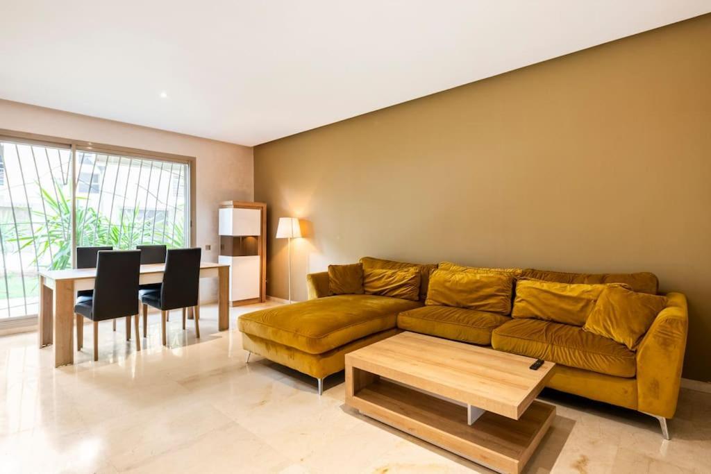 Luxury Prestigia Close To Champs De Course Parc Fez Exterior photo